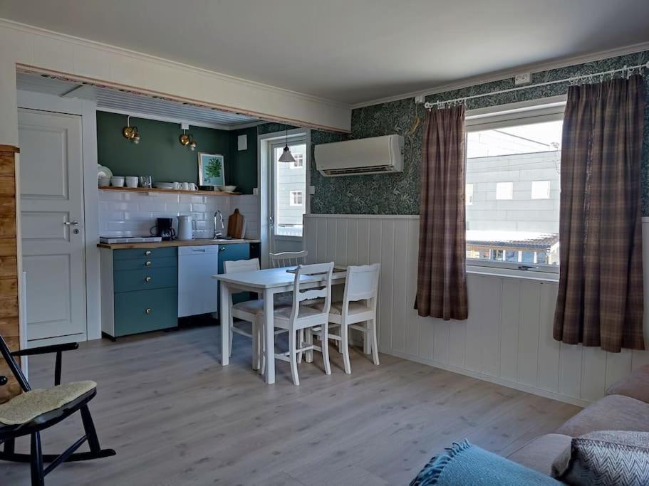 Appartement Norwegian House Maria Stua à Mefjordvær Extérieur photo