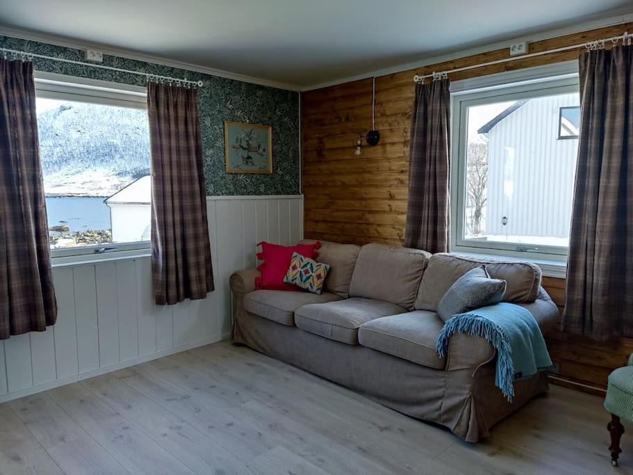 Appartement Norwegian House Maria Stua à Mefjordvær Extérieur photo